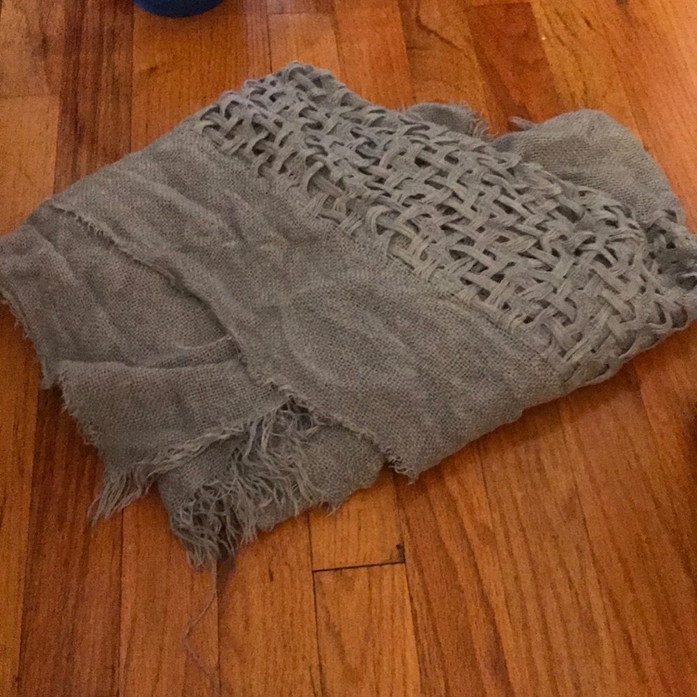 Vera Wang Scarf